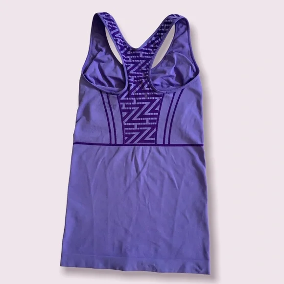 Zella ~ Tank top - Picture 5 of 6